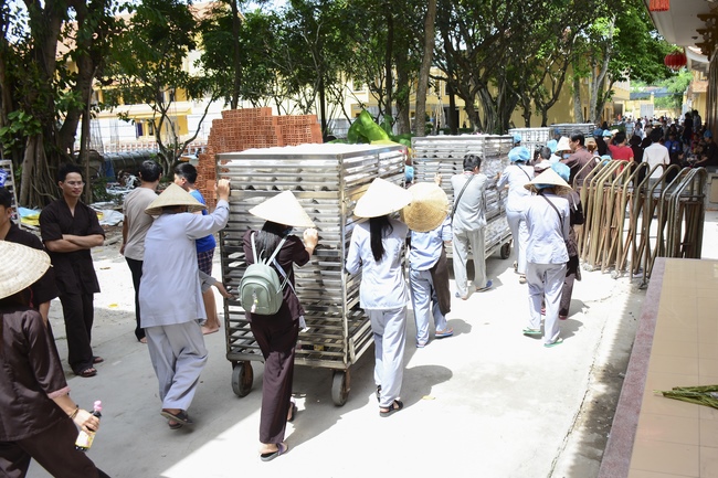 Tu niệm Phật một ngày