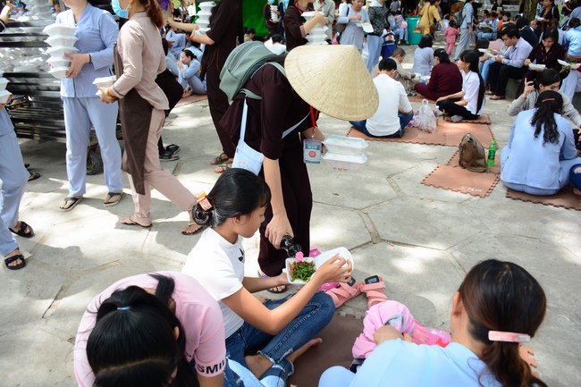 Tu niệm Phật một ngày