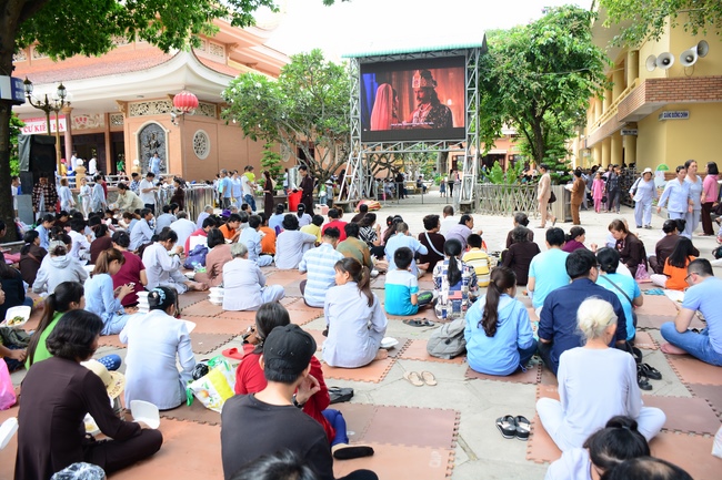 Tu niệm Phật một ngày