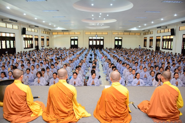 Tu niệm Phật một ngày