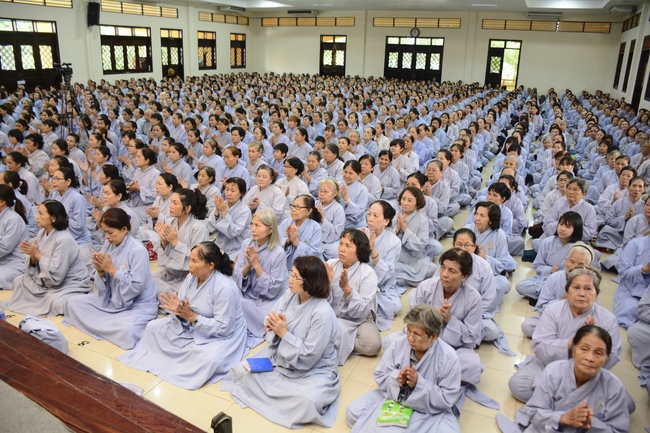 Tu niệm Phật một ngày