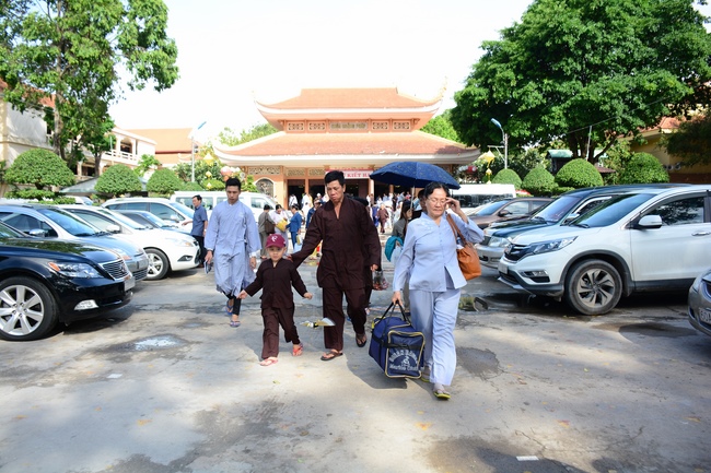 Tu niệm Phật một ngày