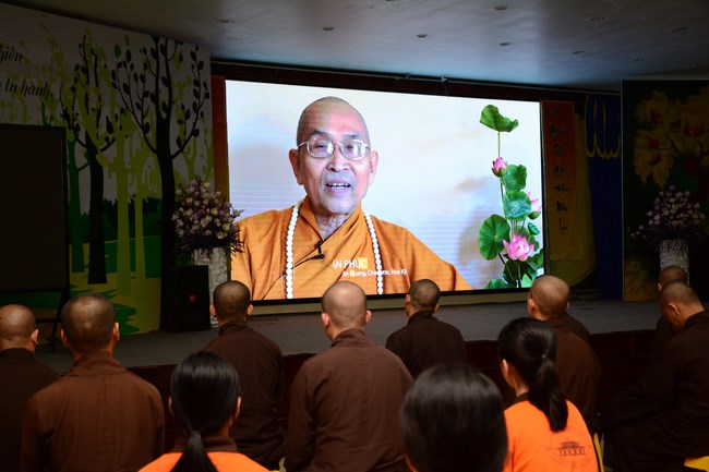 Bộ Phim Sen Trên Xứ Tuyết