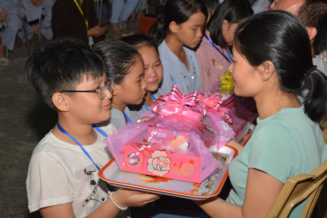 Chùm ảnh Khóa tu mùa hè 2018 tại chùa Vạn Phúc - TP. Hải Dương