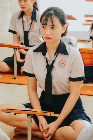 Humanity’s High-School-Student Prayed Before The Final Exam