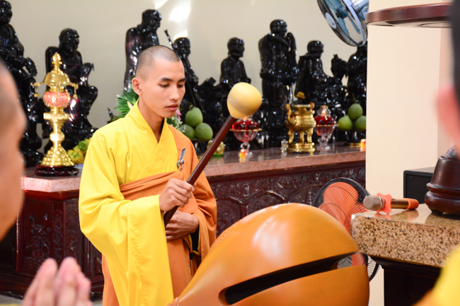 Humanity’s High-School-Student Prayed Before The Final Exam