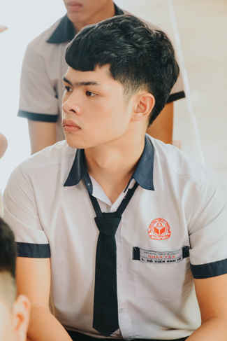 Humanity’s High-School-Student Prayed Before The Final Exam