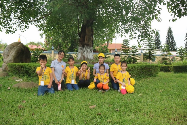 The picnic program of “Happy and Peaceful Summer” of Piety class at Hoa Phuc pagoda