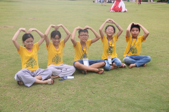 The picnic program of “Happy and Peaceful Summer” of Piety class at Hoa Phuc pagoda