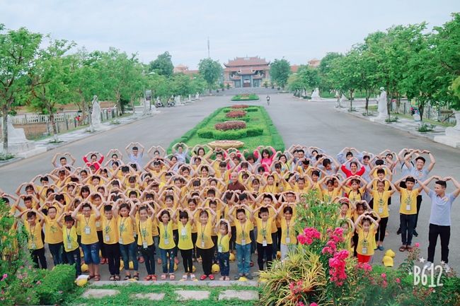 The picnic program of “Happy and Peaceful Summer” of Piety class at Hoa Phuc pagoda