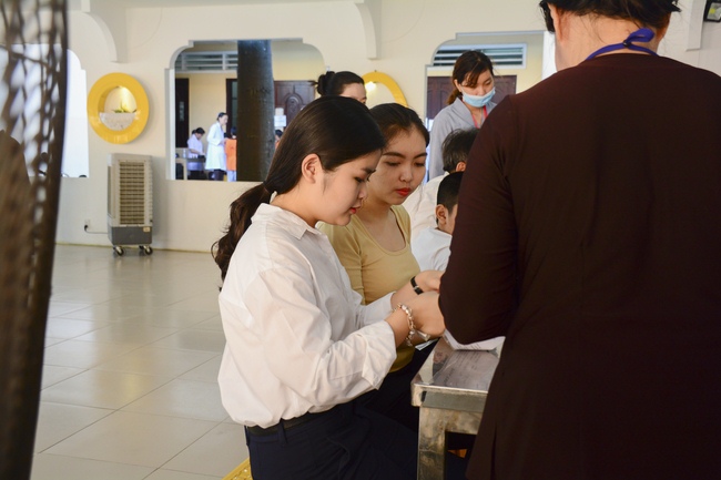 Medical Intention in the Rain-retreat.