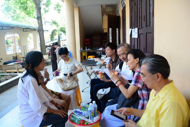 Medical Intention in the Rain-retreat.