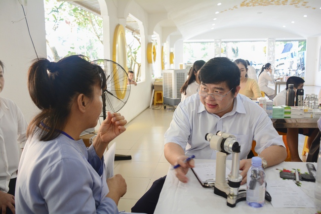 Medical Intention in the Rain-retreat.