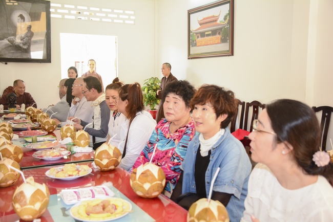 Korean Maisan Stone Mission Visited Hoang Phap Temple