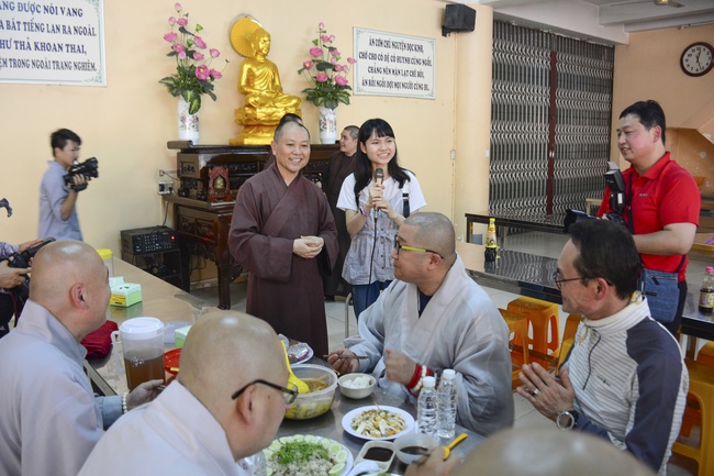 Korean Maisan Stone Mission Visited Hoang Phap Temple