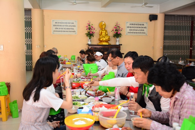 Korean Maisan Stone Mission Visited Hoang Phap Temple