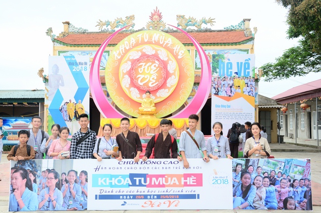 The fifth day of summer retreat at Dong Cao pagoda in Thanh Hoa