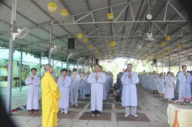 One Day Cultivation of reciting the Buddha’s name at Hoang Phap Cambodia