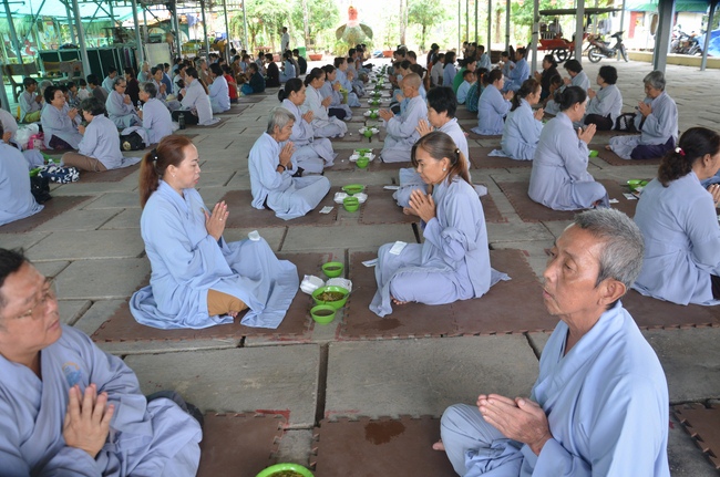 One Day Cultivation of reciting the Buddha’s name at Hoang Phap Cambodia