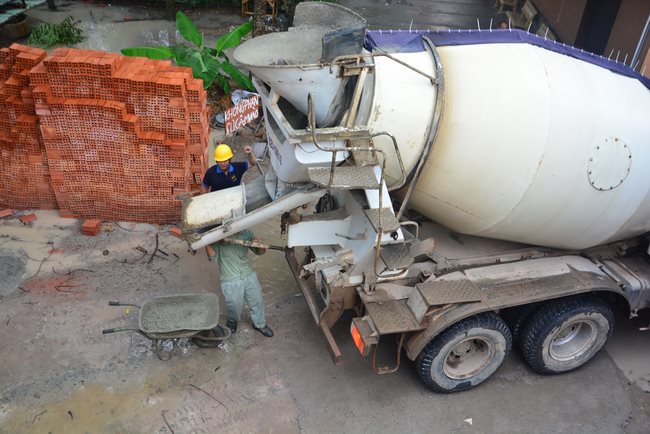 Finished Basement Concrete Pouring the Multifunctional Building