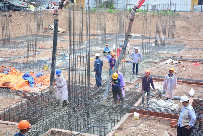 Finished Basement Concrete Pouring the Multifunctional Building