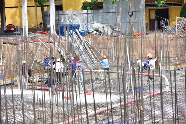 Finished Basement Concrete Pouring the Multifunctional Building