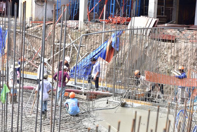 Finished Basement Concrete Pouring the Multifunctional Building