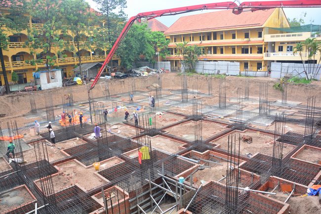 Finished Basement Concrete Pouring the Multifunctional Building