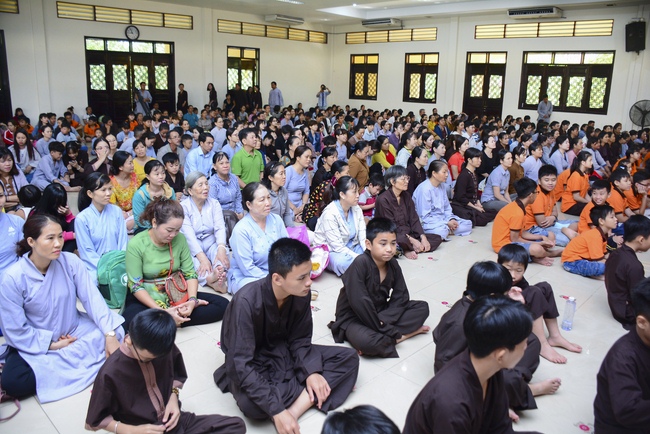 Lớp học hè tổ chức lễ tri ân