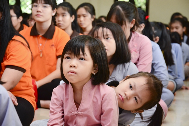 Lớp học hè tổ chức lễ tri ân