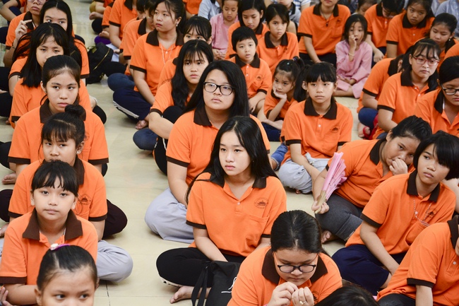 Lớp học hè tổ chức lễ tri ân