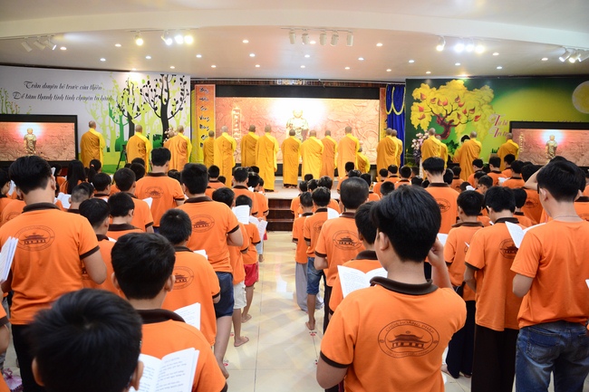 Lớp học hè tổ chức lễ tri ân