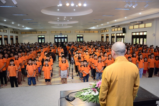 Lớp học hè tổ chức lễ tri ân