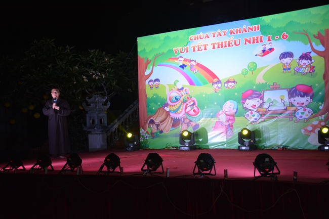 Children Festival at Tay Khanh pagoda in Thai Binh province
