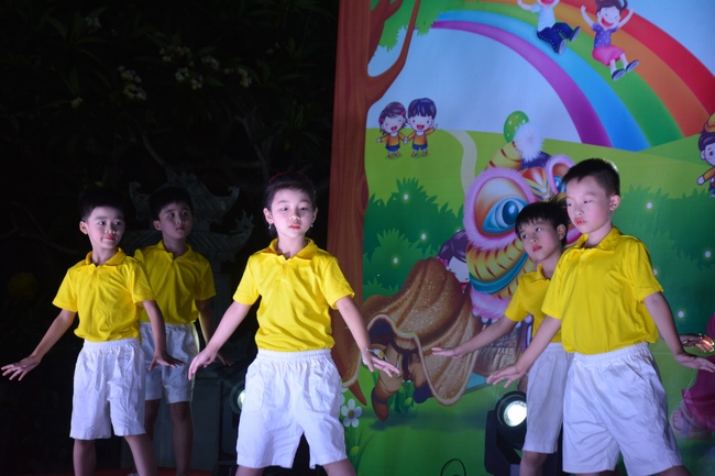 Children Festival at Tay Khanh pagoda in Thai Binh province