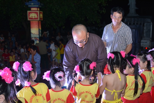 Children Festival at Tay Khanh pagoda in Thai Binh province