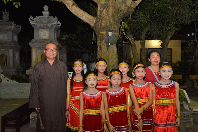 Children Festival at Tay Khanh pagoda in Thai Binh province