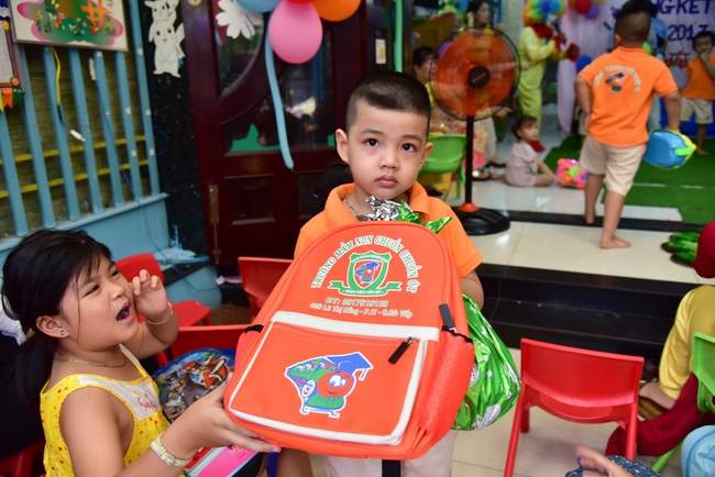 Sharing Happiness To Kids