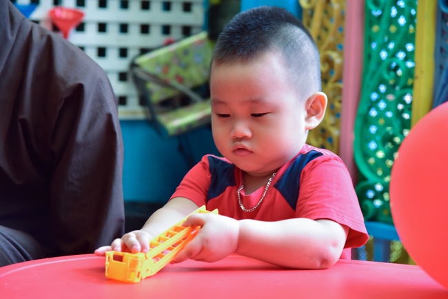 Sharing Happiness To Kids