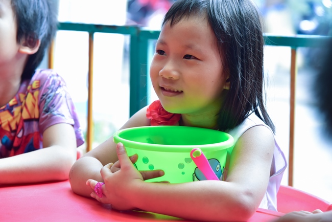 Sharing Happiness To Kids