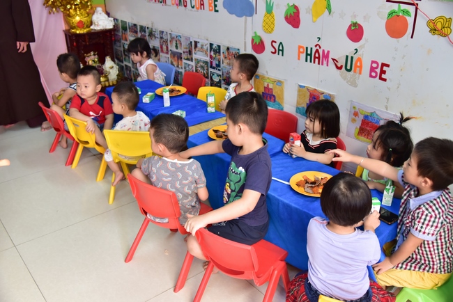 Sharing Happiness To Kids