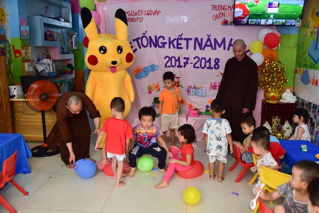 Sharing Happiness To Kids