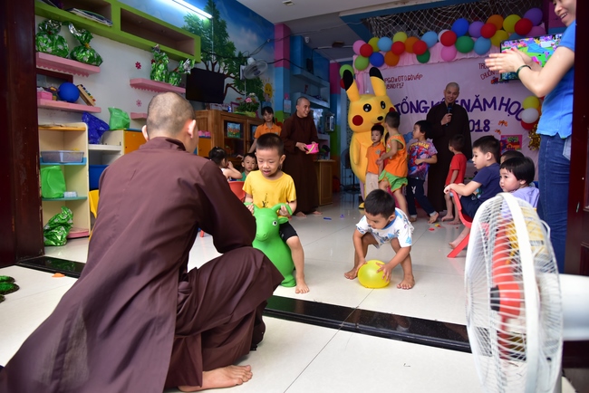 Sharing Happiness To Kids