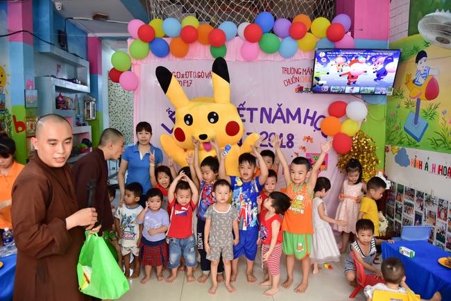 Sharing Happiness To Kids