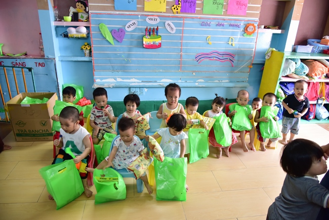 Sharing Happiness To Kids