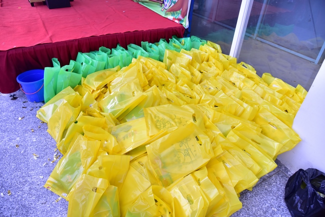 Sharing Happiness To Kids