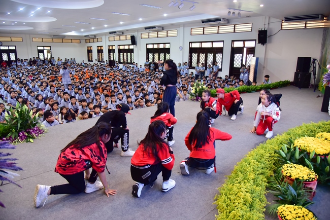 The Kid’s Playground “Coming to the Buddha”