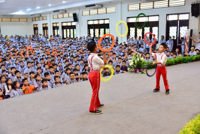 The Kid’s Playground “Coming to the Buddha”