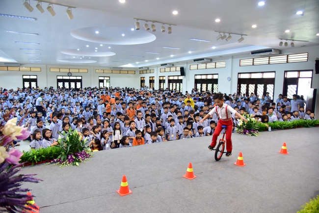 The Kid’s Playground “Coming to the Buddha”