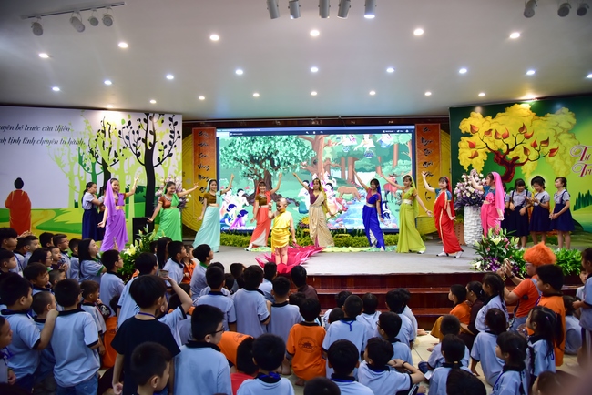 The Kid’s Playground “Coming to the Buddha”